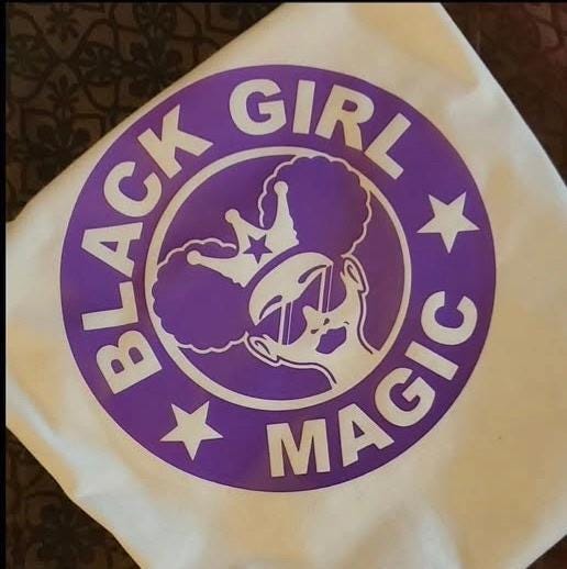 Black Girl Magic Shirt | Afro Puff Queen Tee | Melanin Pride Shirt | Empowerment T-Shirt | Natural Hair Graphic Tee | Gift for Her