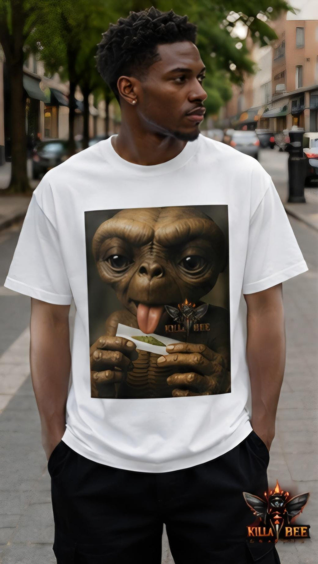 Alien Graphic T-Shirt: ET Inspired Streetwear, Sci-Fi Humor Tee